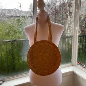 Round Straw Purse